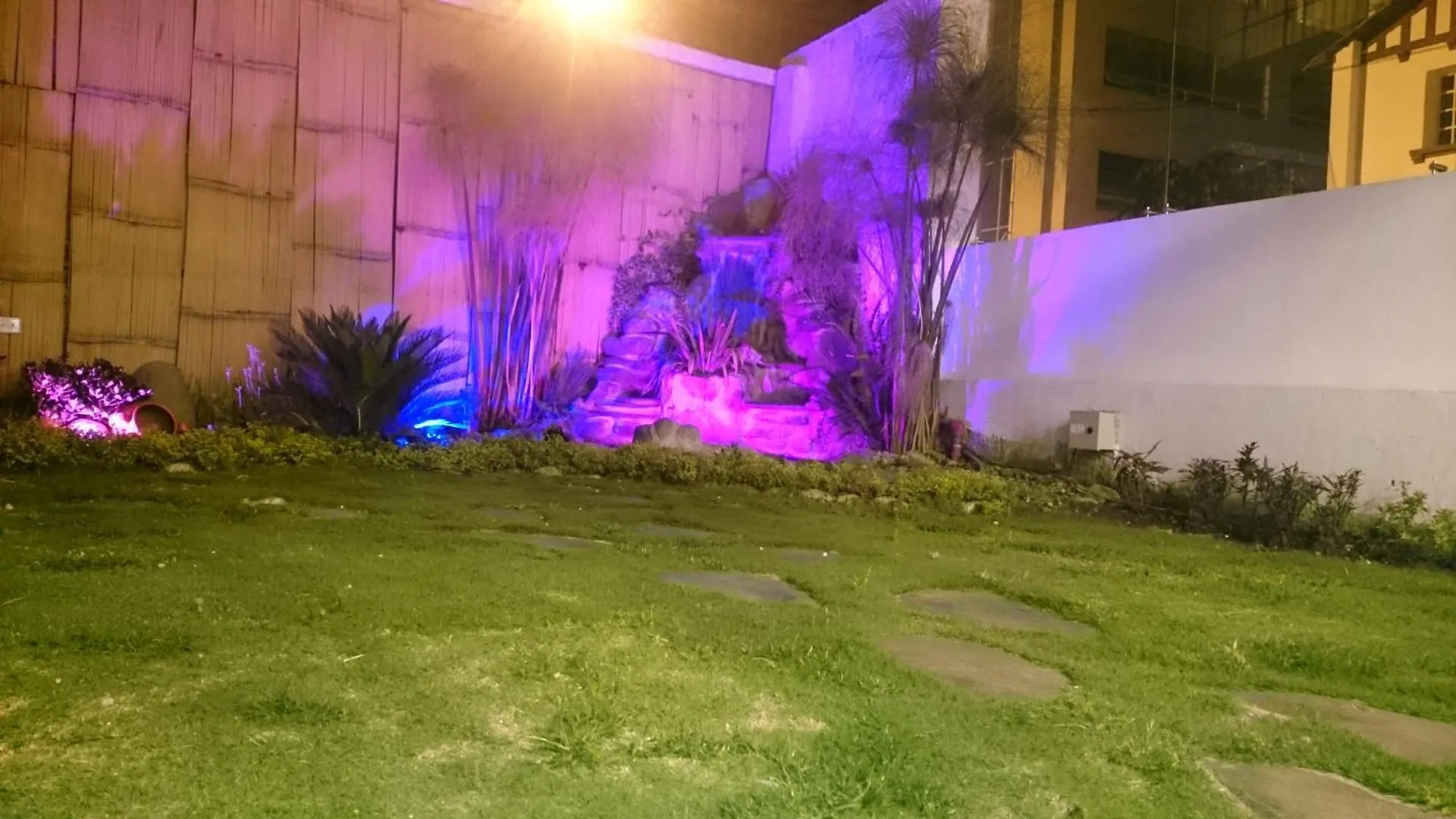 Hotel + Arte Quito