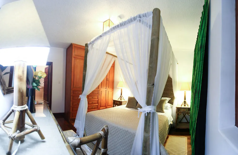 Hotel + Arte Quito
